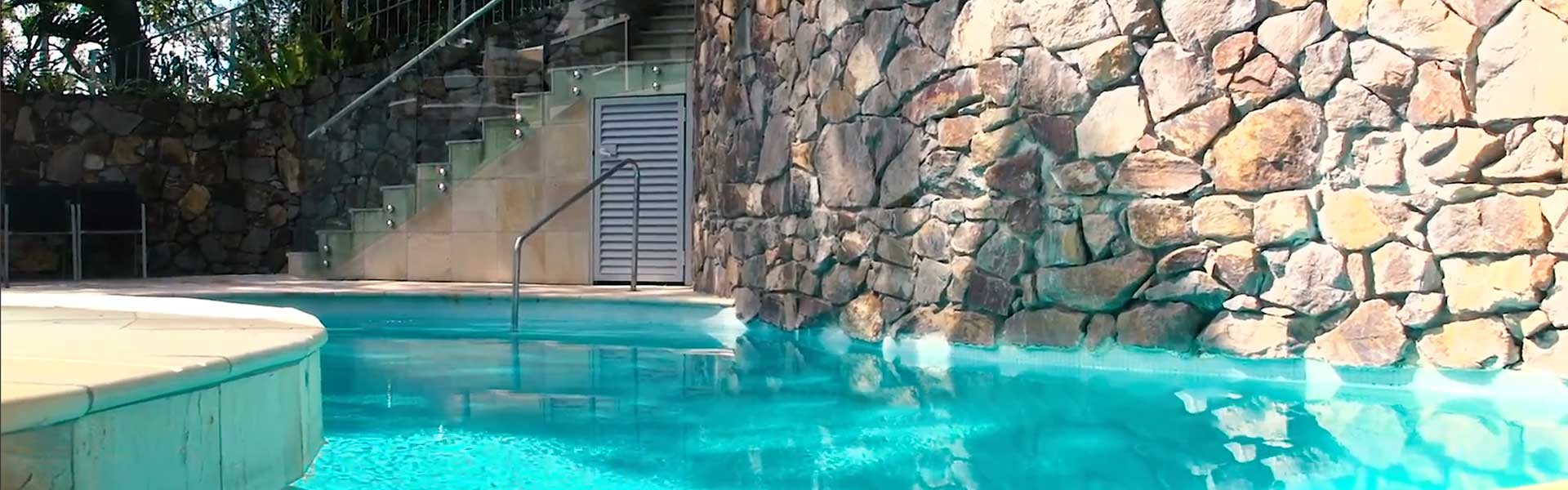 Pool Little Cove Court, noosa luxury accommodation