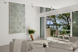 apartment 8